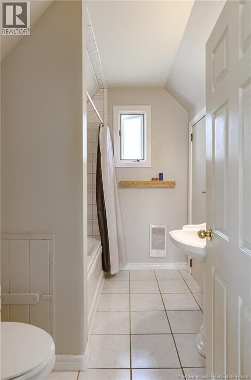 470 Young Street, photo 26