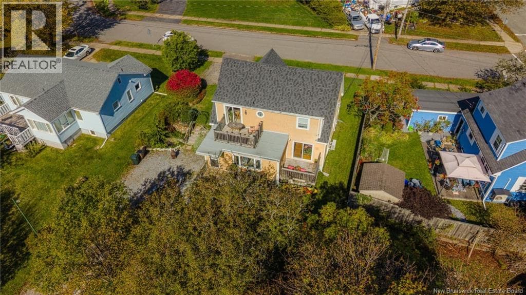 470 Young Street, photo 36
