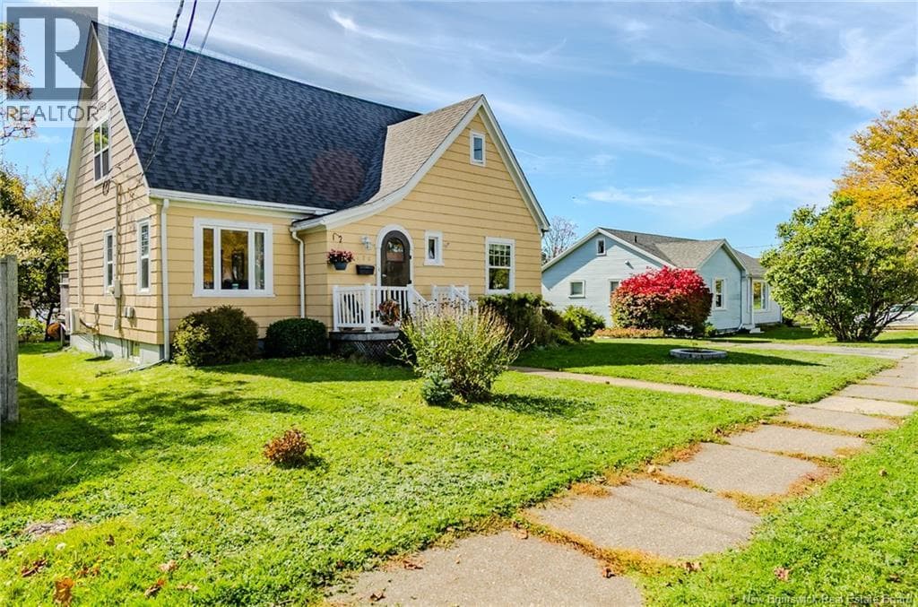 470 Young Street, photo 6