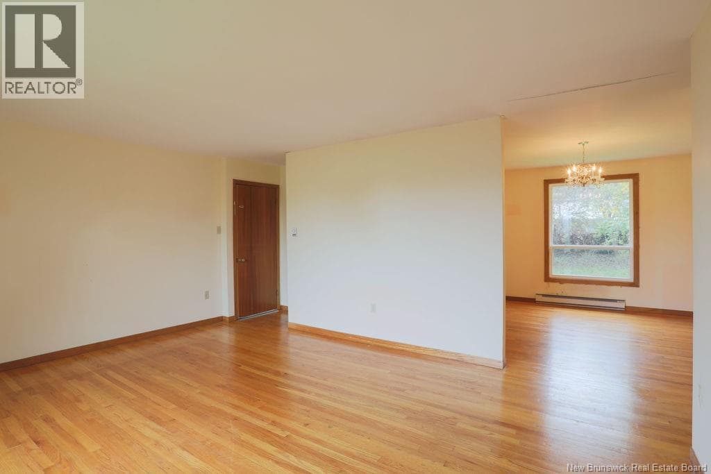 108 Robin Hood Lane, photo 31