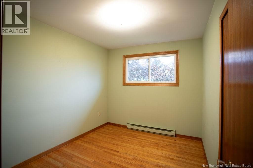 108 Robin Hood Lane, photo 38