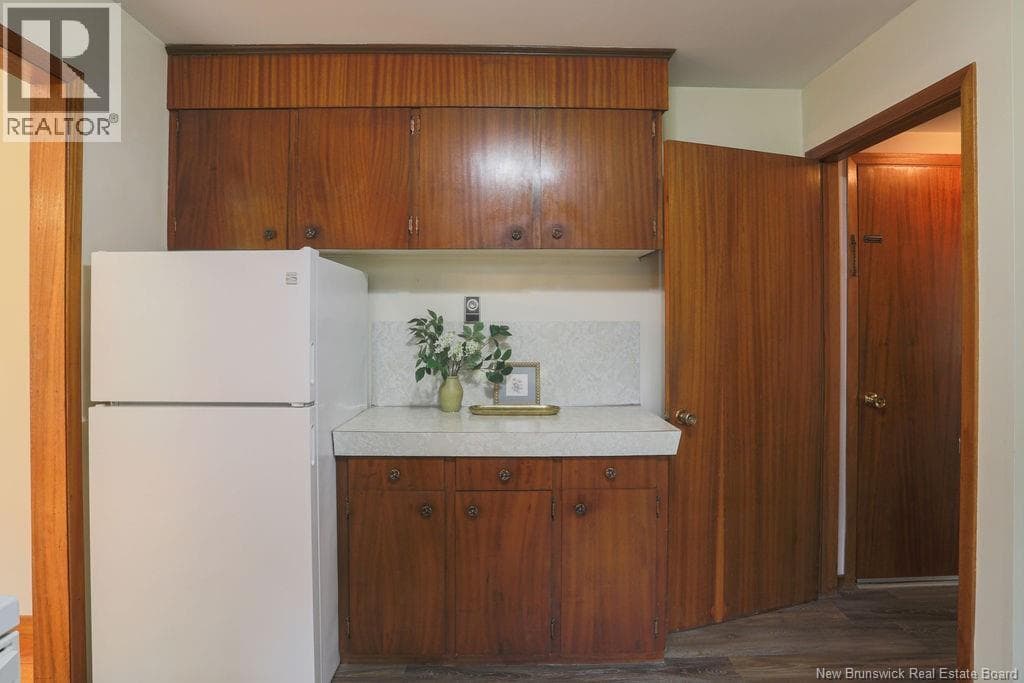 108 Robin Hood Lane, photo 5