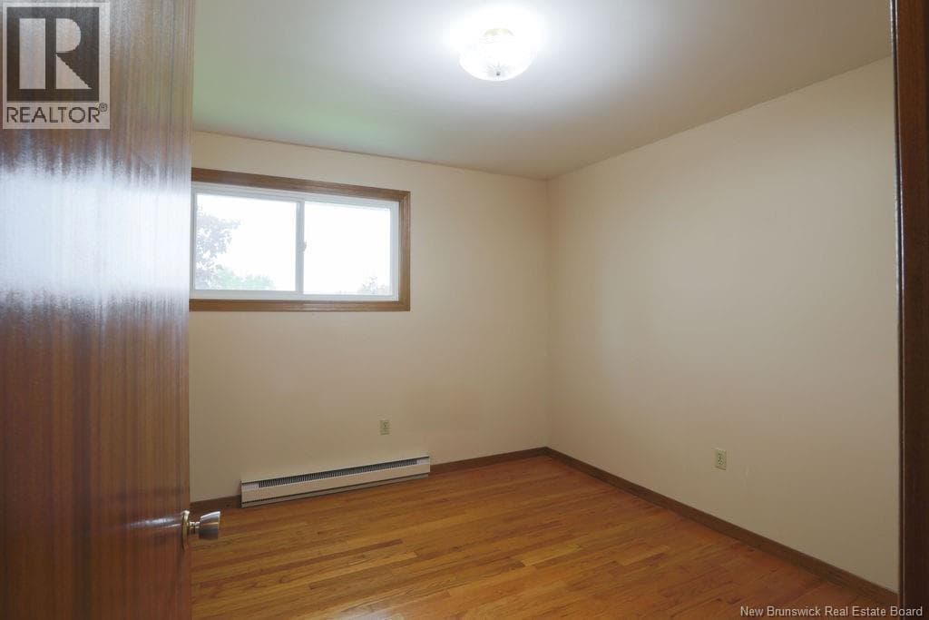108 Robin Hood Lane, photo 39