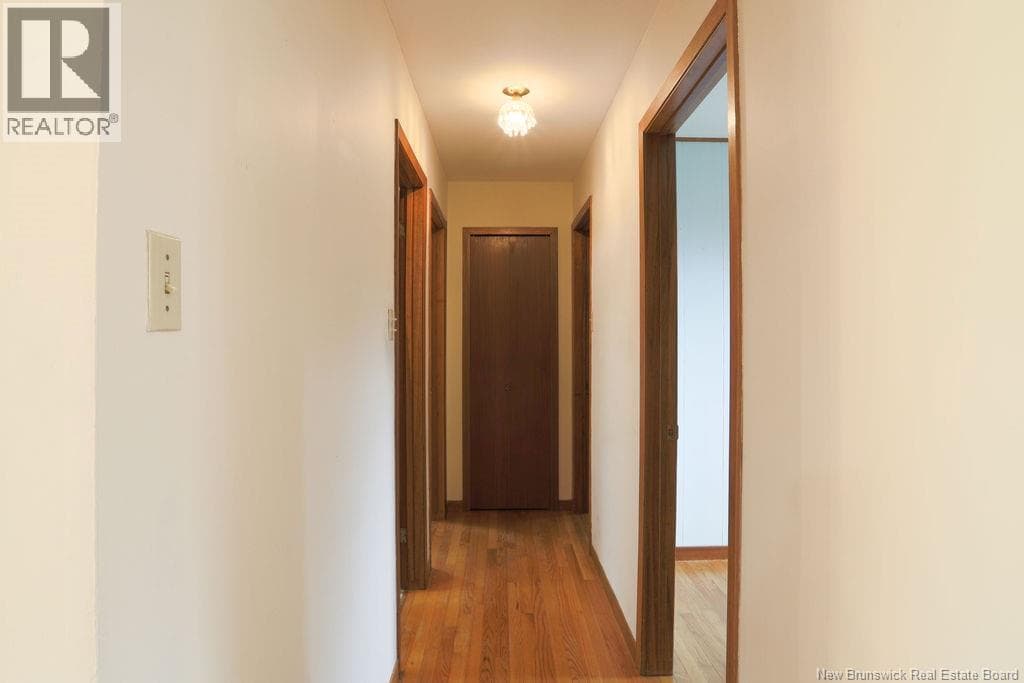 108 Robin Hood Lane, photo 13