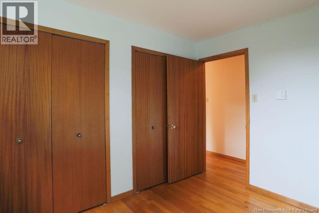 108 Robin Hood Lane, photo 19