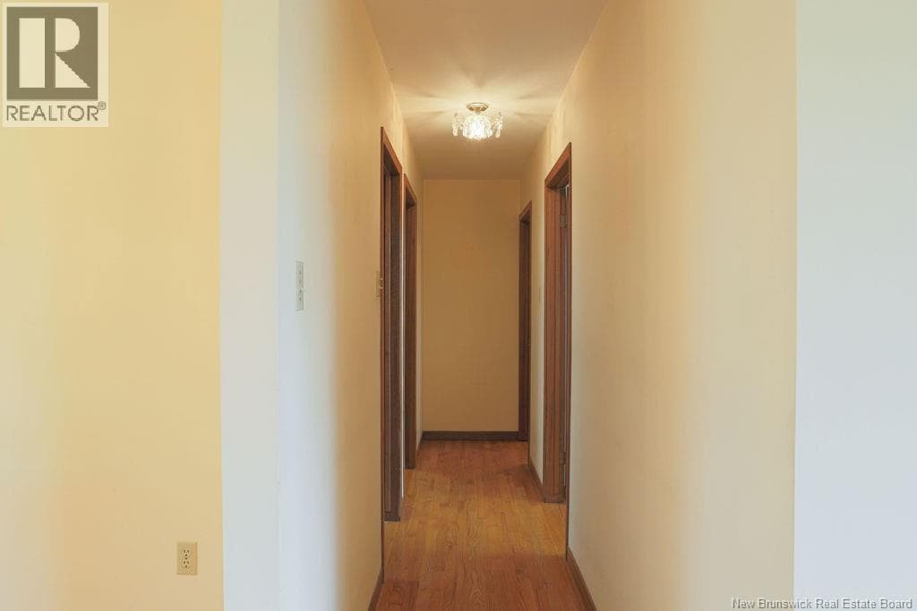 108 Robin Hood Lane, photo 33