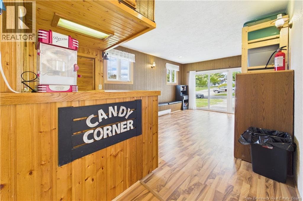 460 Lawrence Street, photo 14