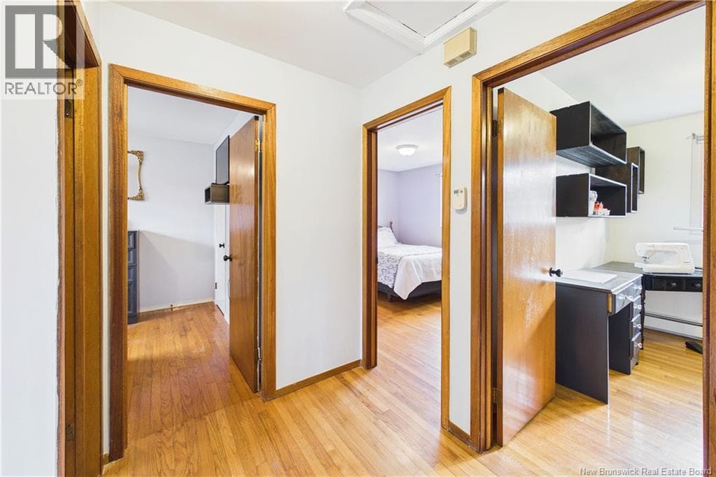 460 Lawrence Street, photo 17