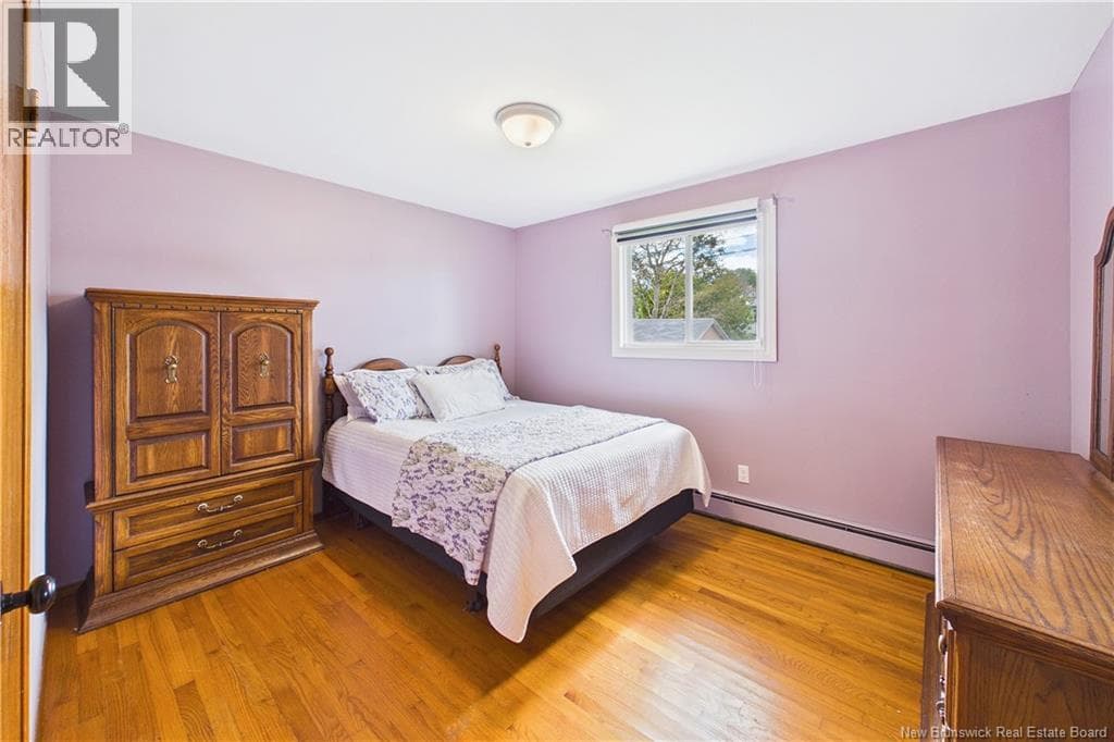 460 Lawrence Street, photo 18