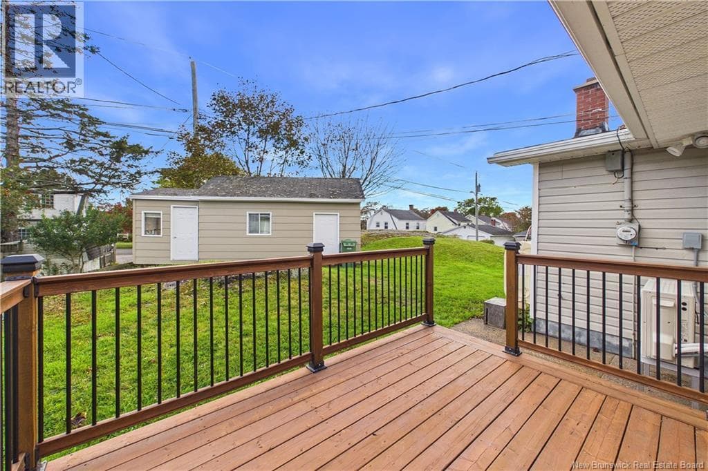460 Lawrence Street, photo 26