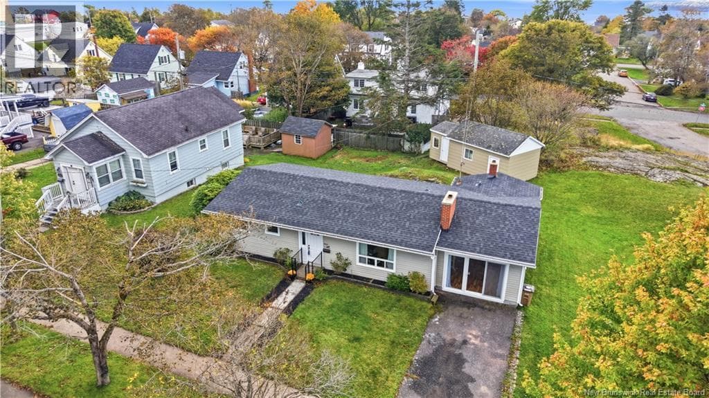460 Lawrence Street, photo 31