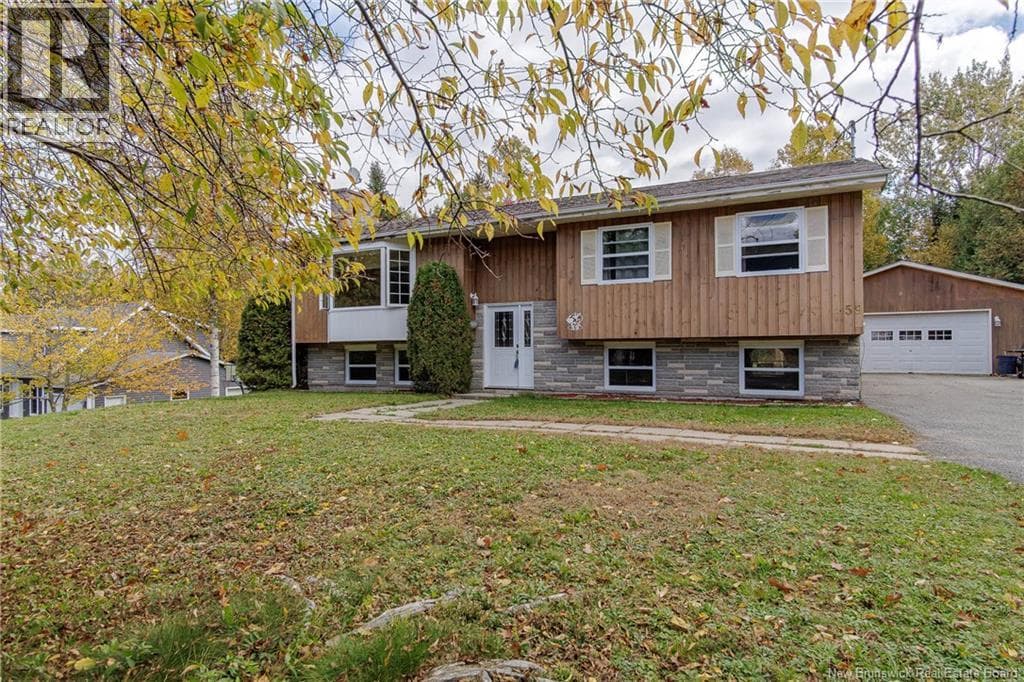 59 Mallard Drive, photo 3