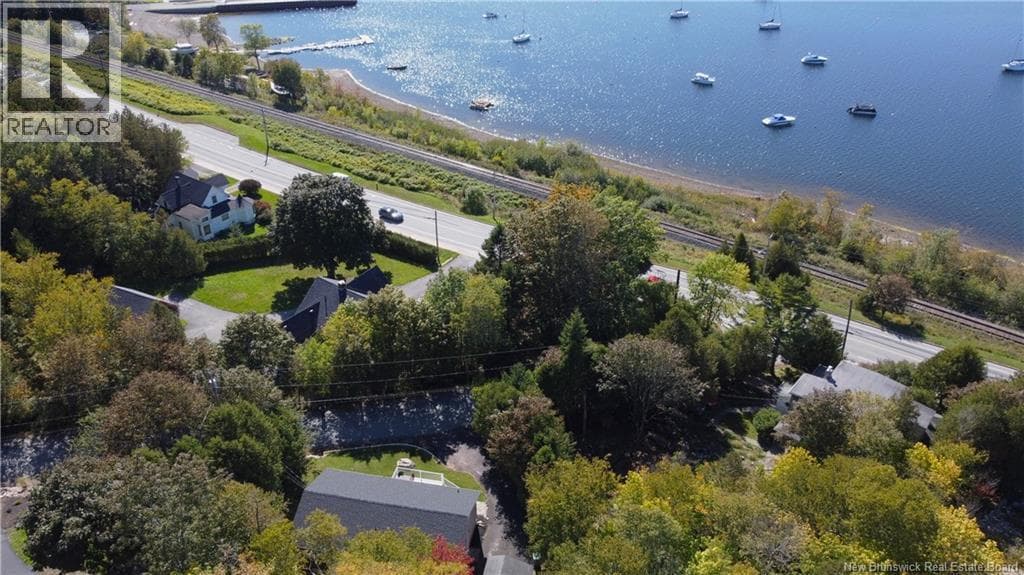 15 Hazen Avenue, photo 6