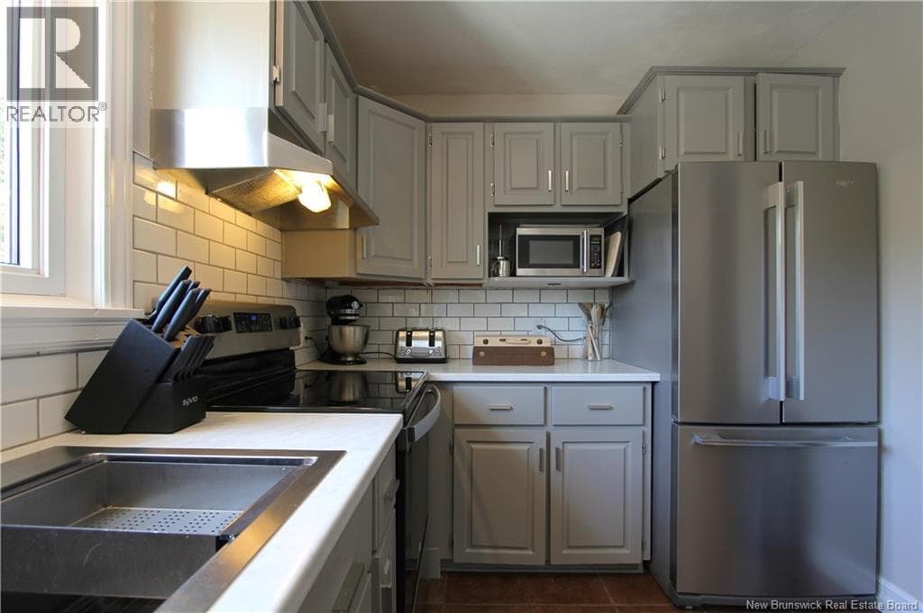 15 Hazen Avenue, photo 29