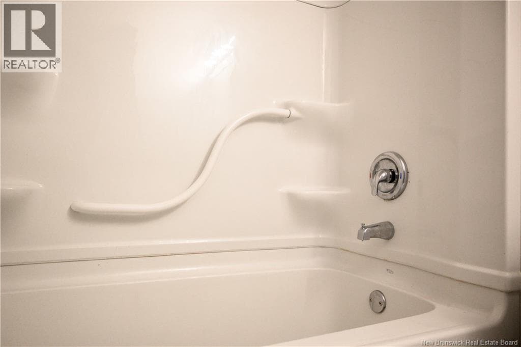 4 Robin Court, photo 14