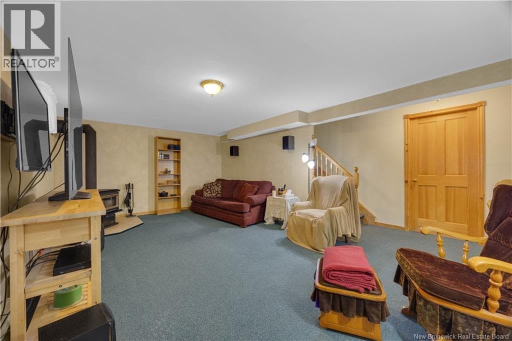 101 Law Avenue, photo 19