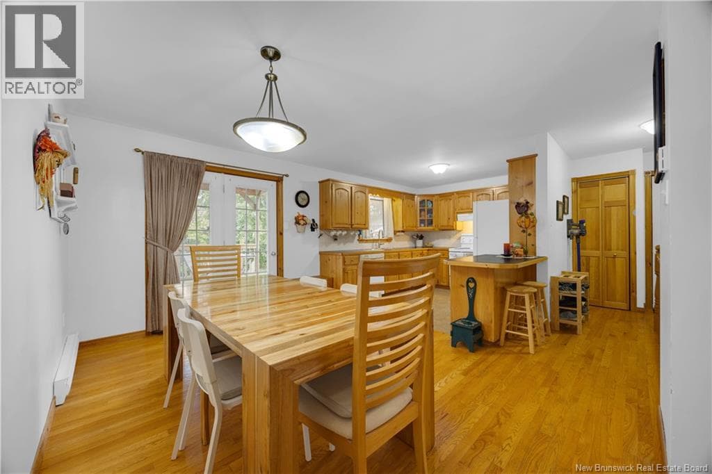 101 Law Avenue, photo 8