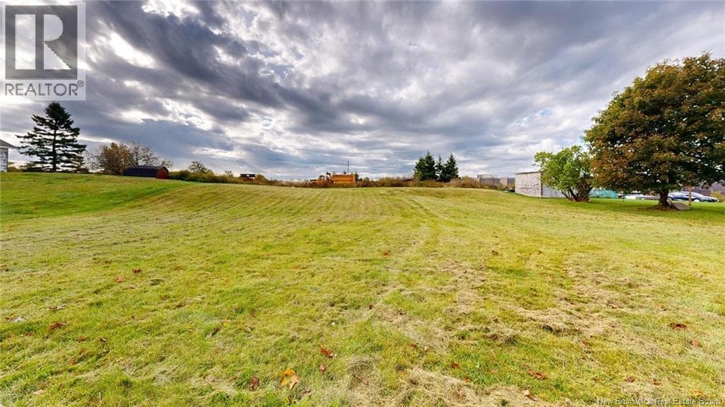 240 Loch Lomond Road, photo 32