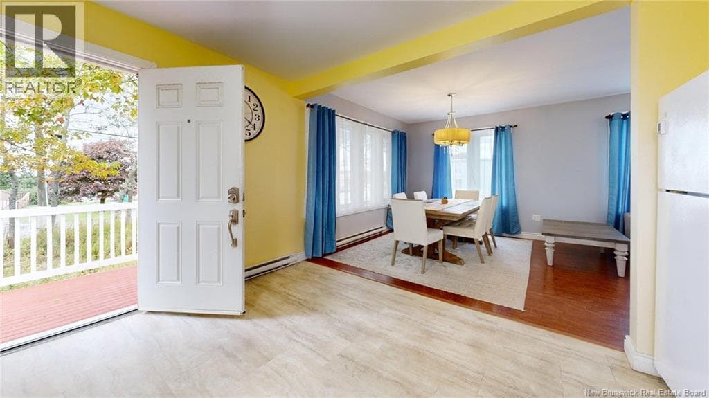 240 Loch Lomond Road, photo 9