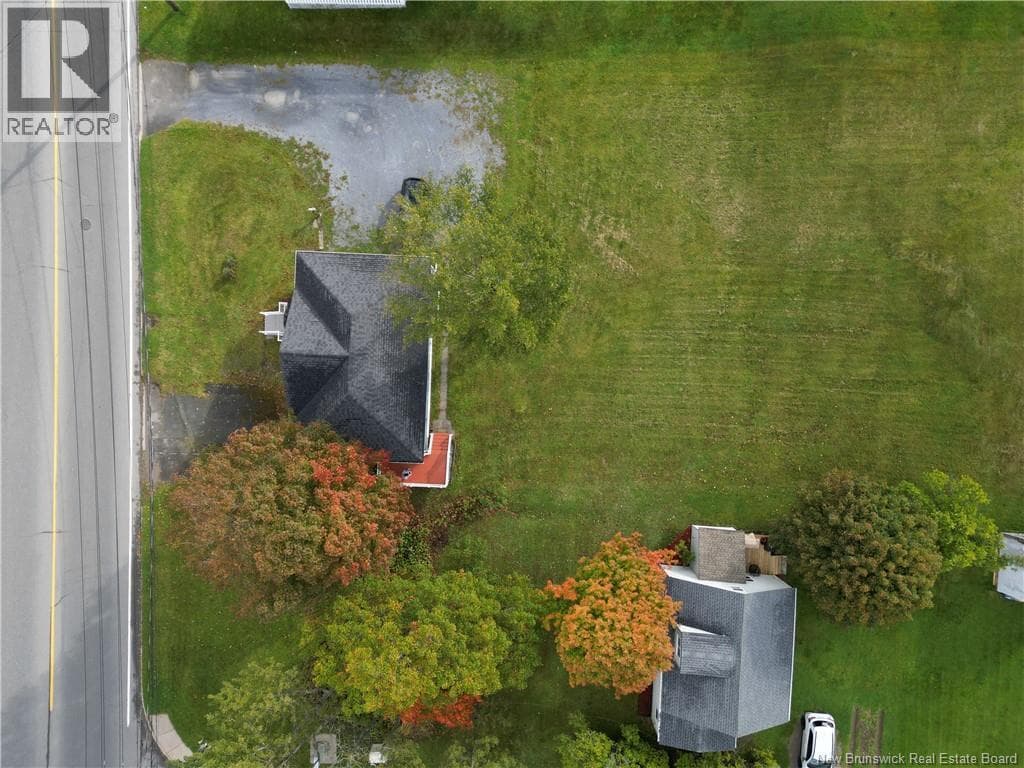 240 Loch Lomond Road, photo 38