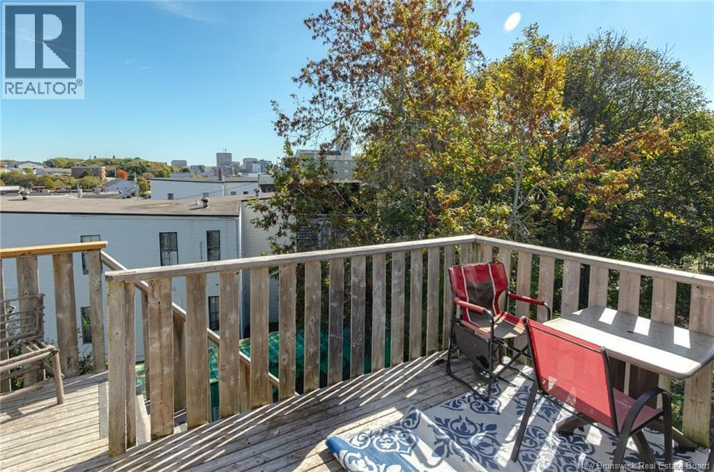34 Adelaide Street, photo 9