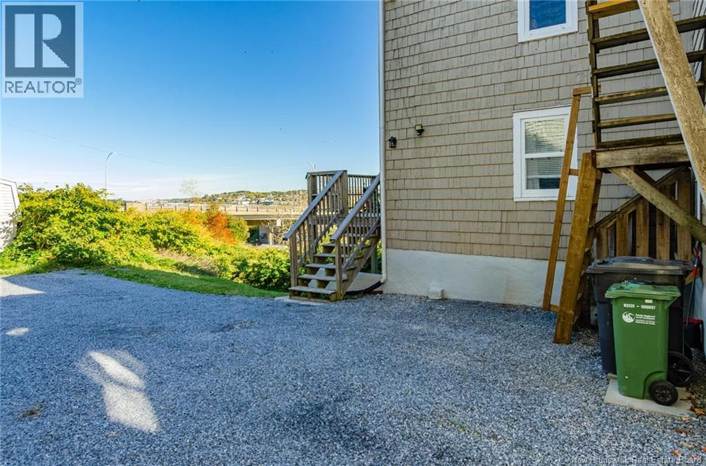 143 Elliott Row, photo 21