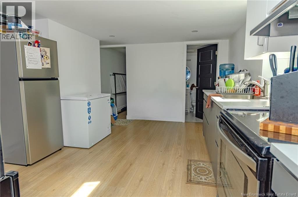 143 Elliott Row, photo 4