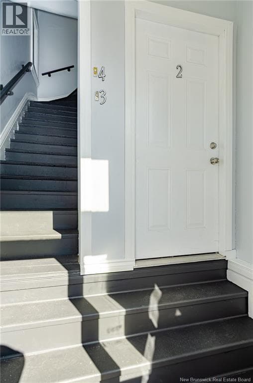 143 Elliott Row, photo 18