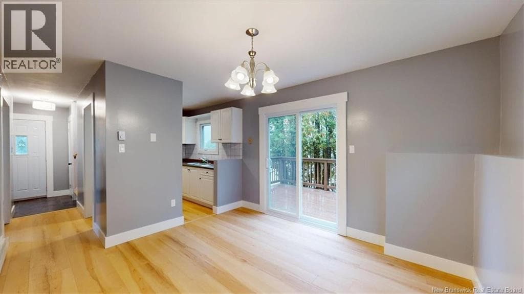 145 Woodhaven Drive, photo 12