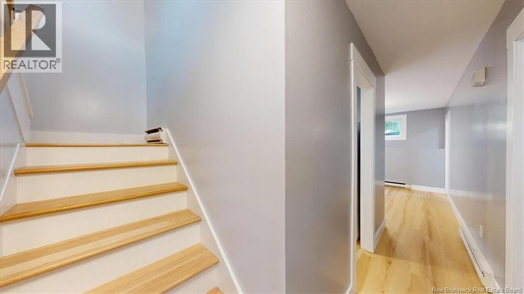 145 Woodhaven Drive, photo 17