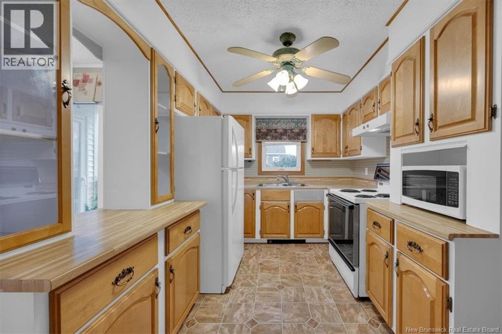 12 Avon Court, photo 13