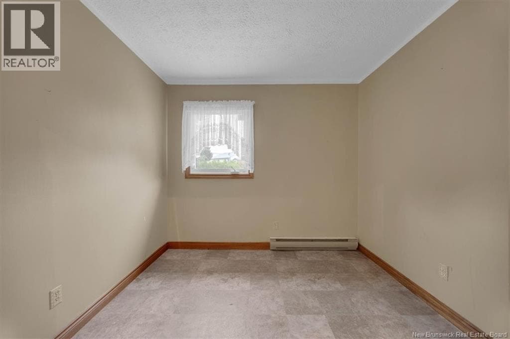 12 Avon Court, photo 17