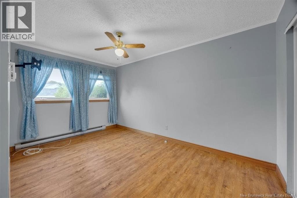 12 Avon Court, photo 18