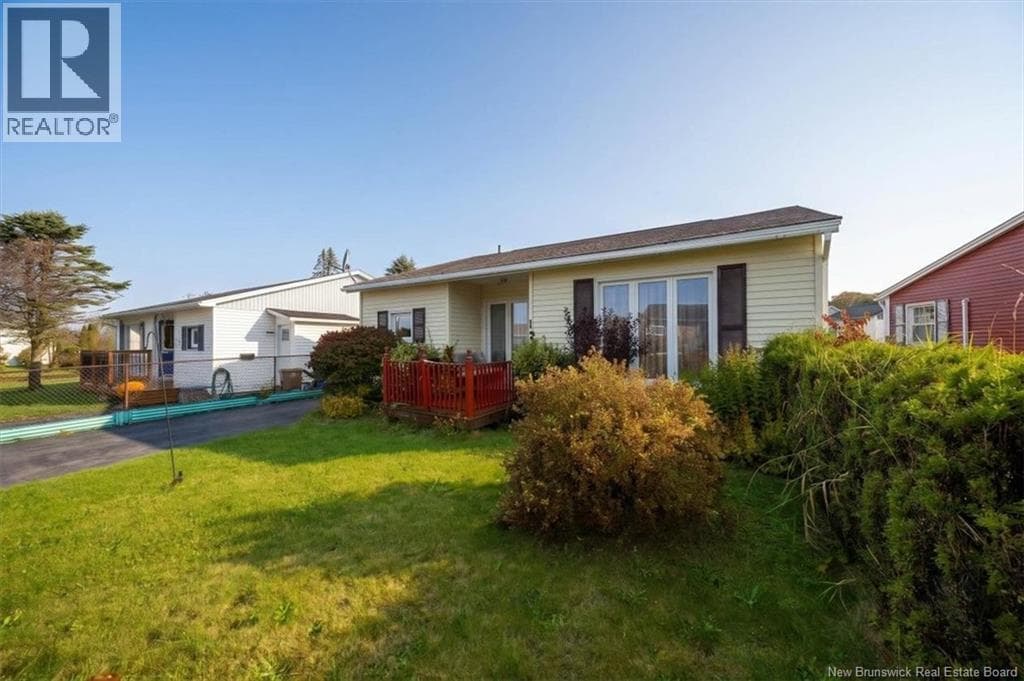 12 Avon Court, photo 3