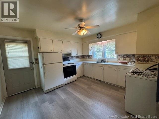 44 Fallsview Avenue, photo 18