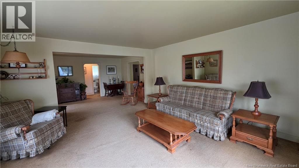 15 Avery Lane, photo 10