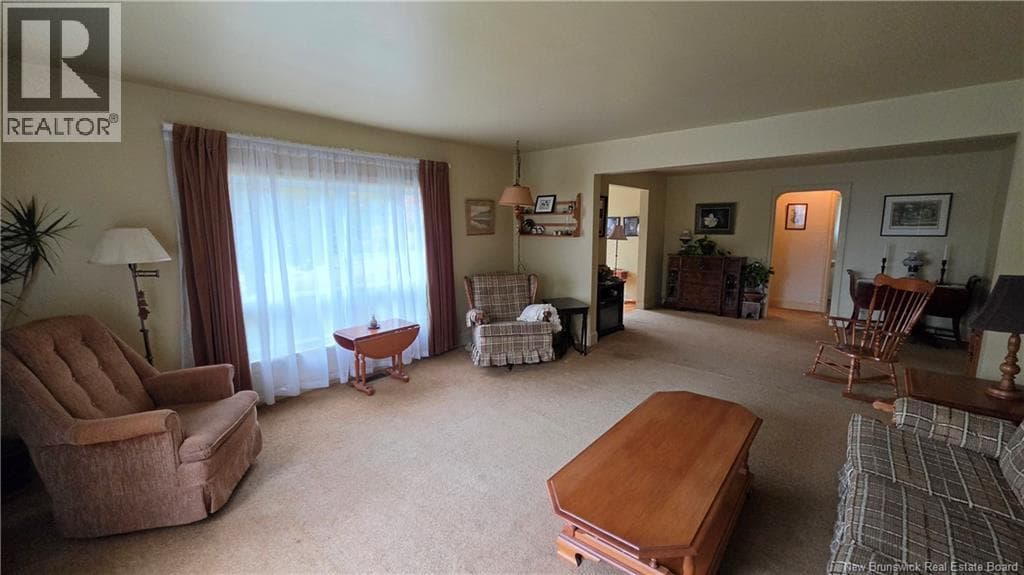15 Avery Lane, photo 11