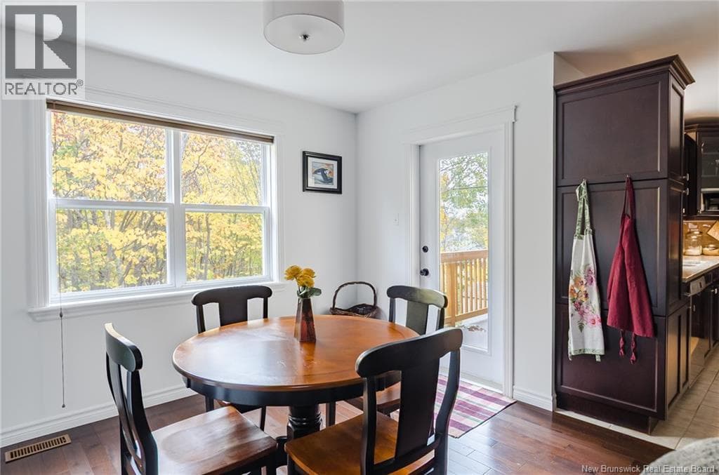 28 Noel Avenue, photo 13