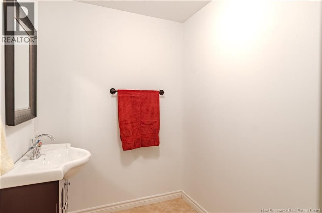 28 Noel Avenue, photo 40