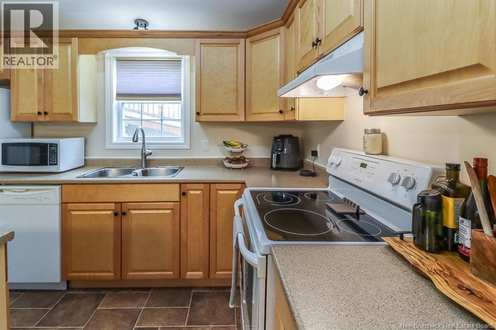 3 Third Street, photo 12