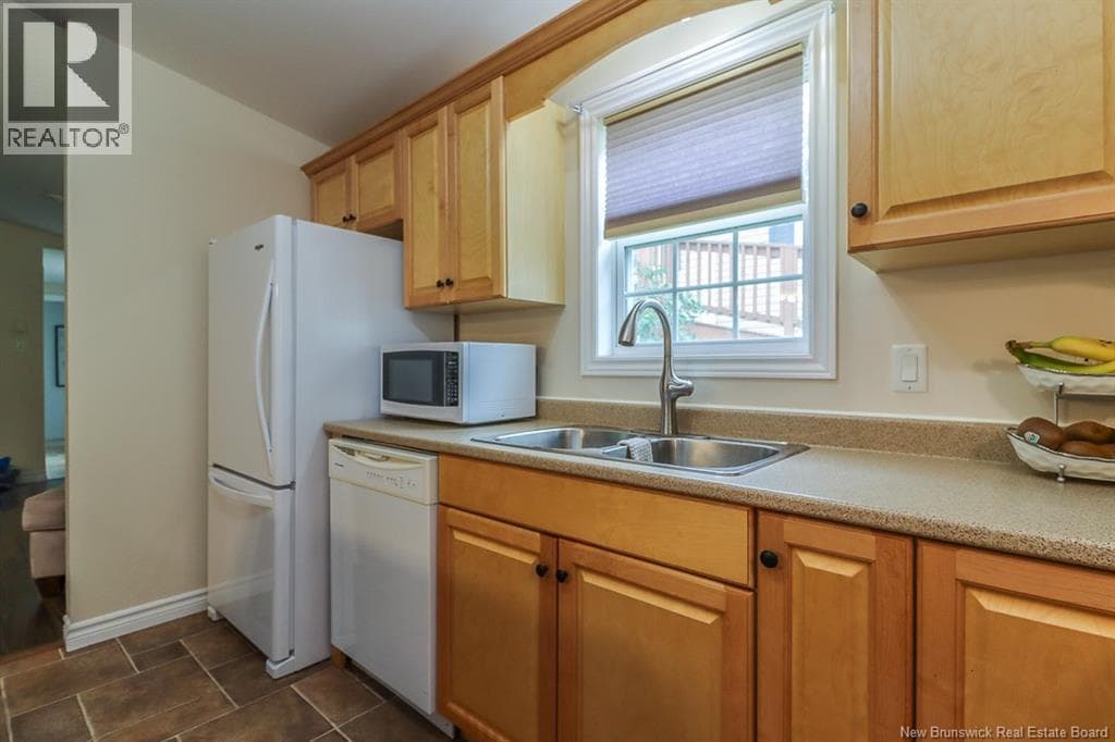 3 Third Street, photo 13