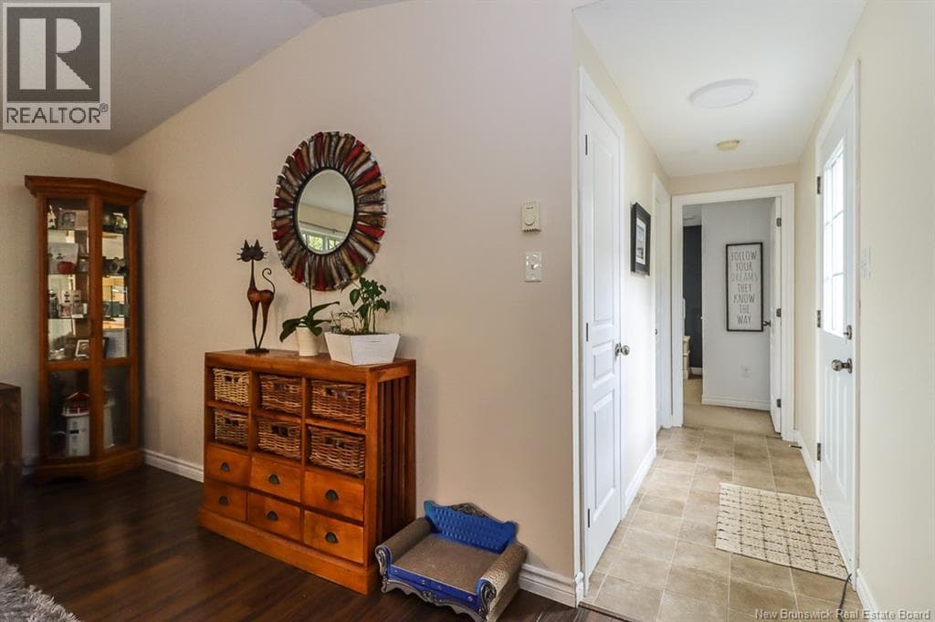 3 Third Street, photo 20