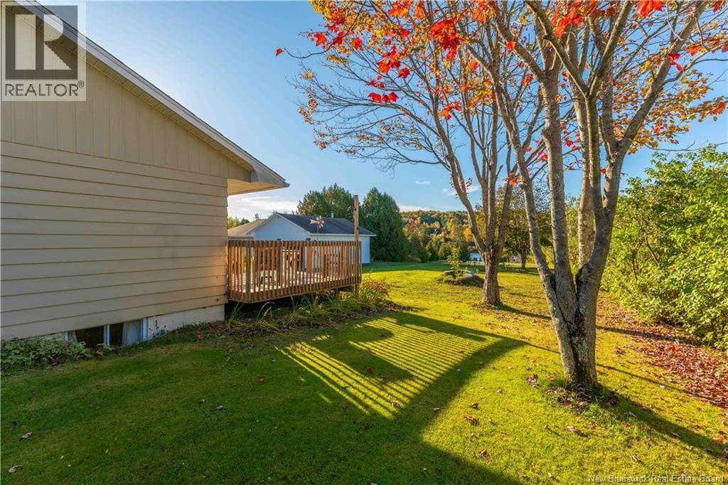 3808 Loch Lomond Road, photo 3