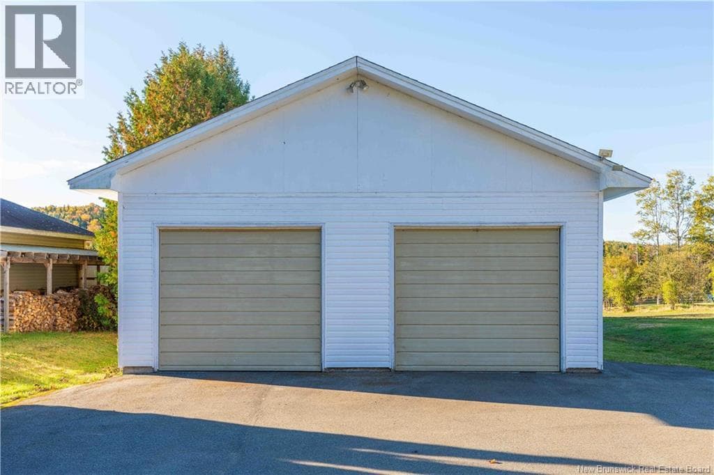 3808 Loch Lomond Road, photo 39