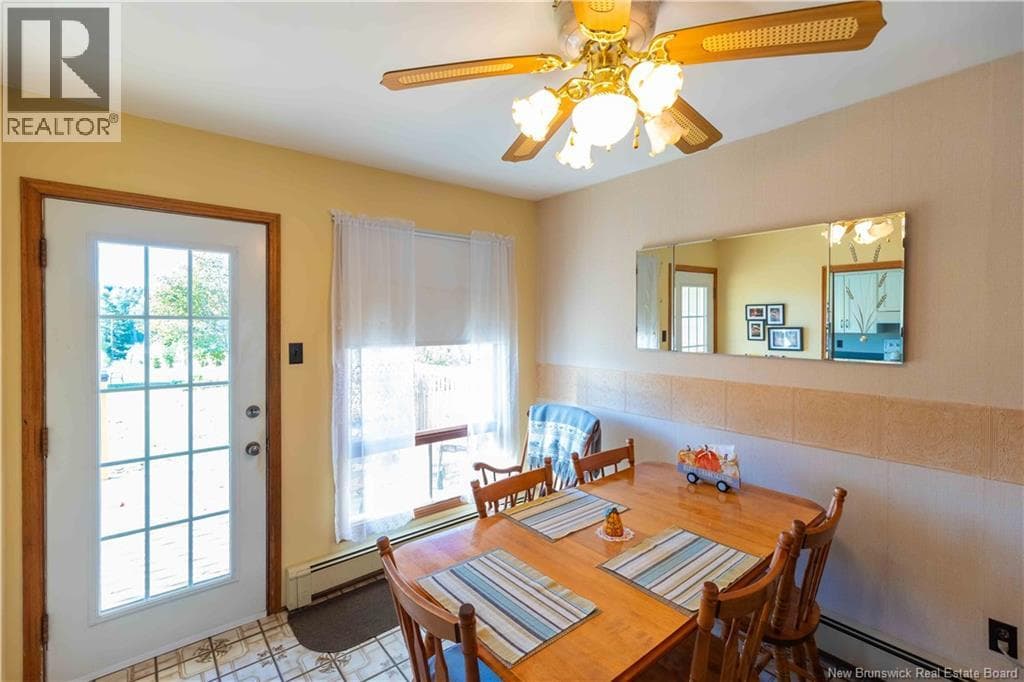 3808 Loch Lomond Road, photo 6