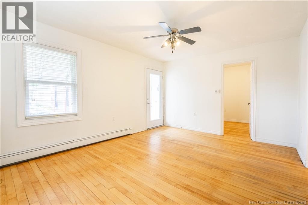31 Topeka Street, photo 5