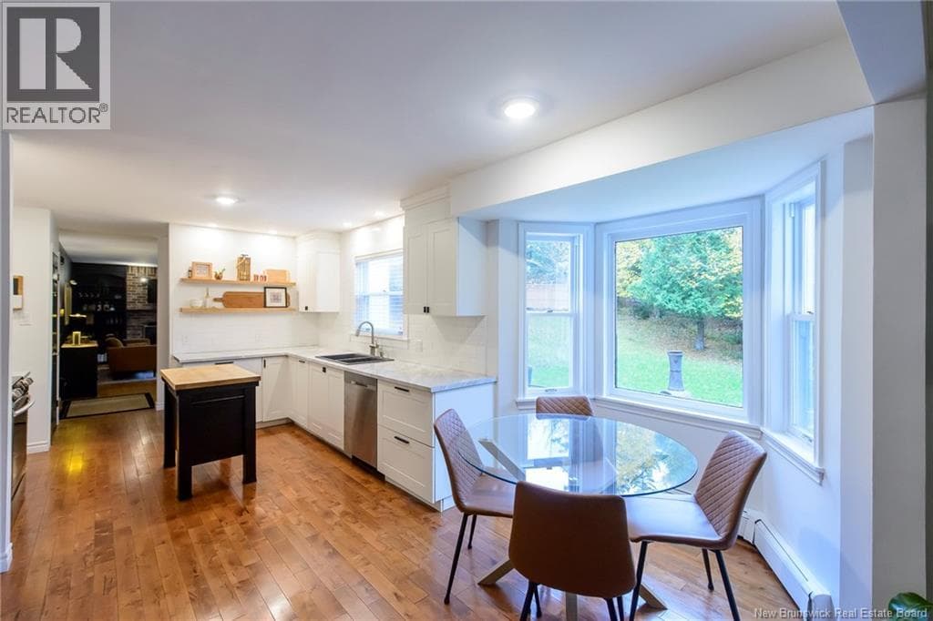 4 Windwood Court, photo 4