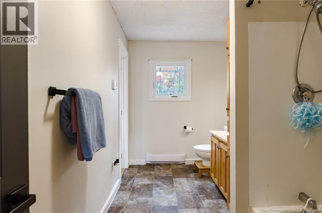 235 Highfield Avenue, photo 18
