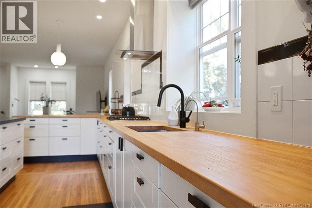 357 Dufferin Row, photo 20