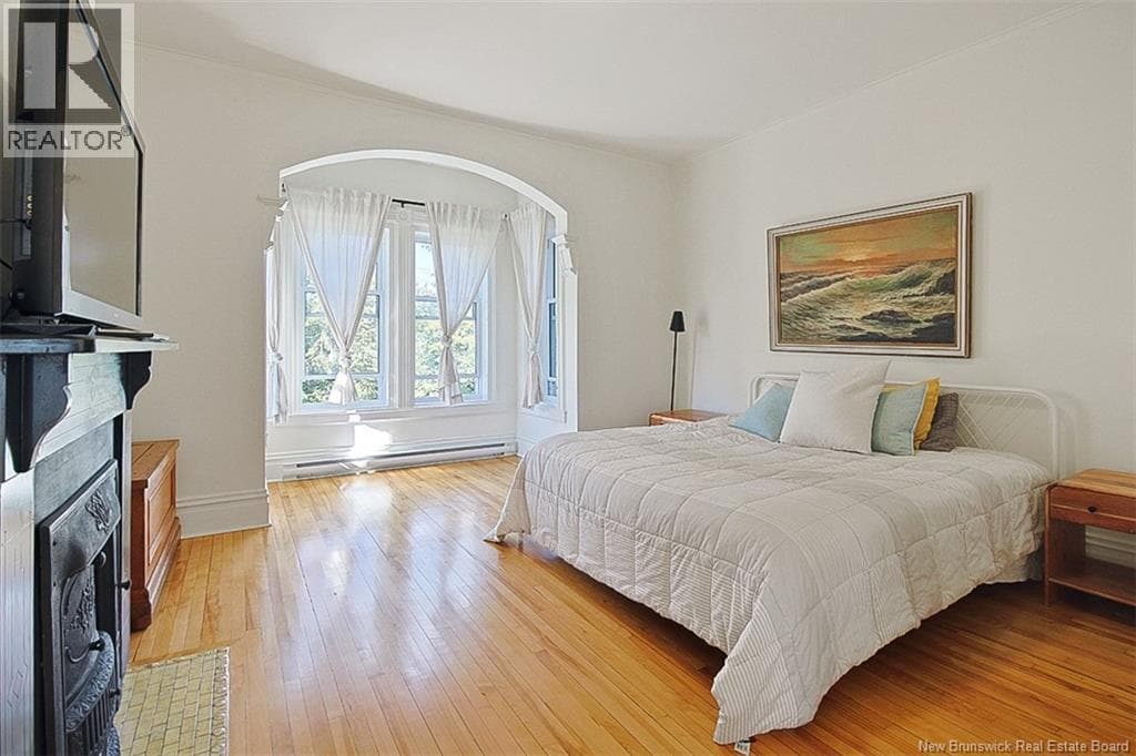 357 Dufferin Row, photo 26